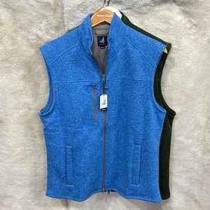 Johnnie O vest